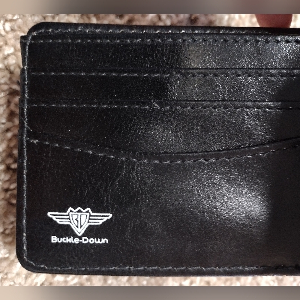 Buckle-Down Lilo And Stitch Bi-fold Wallet - Picture 7 of 9